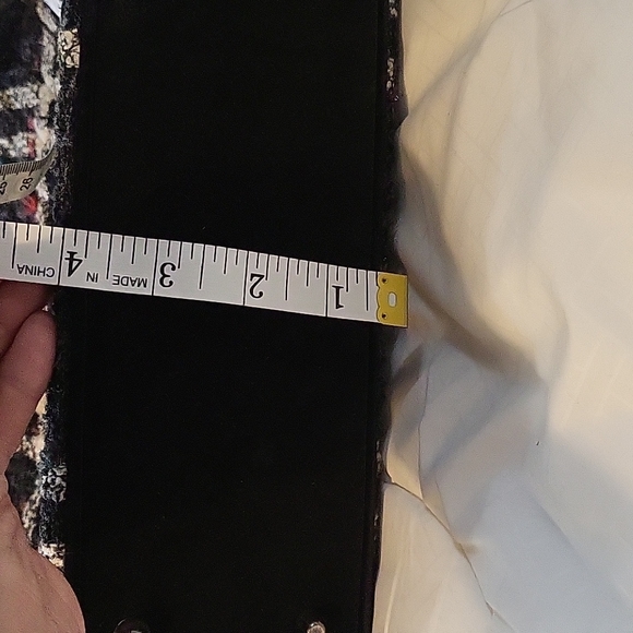 VERA BRADLEY MULTICOLOR TOTE WITH BLACK VELVET HANDLES AND TRIM - Picture 11 of 13